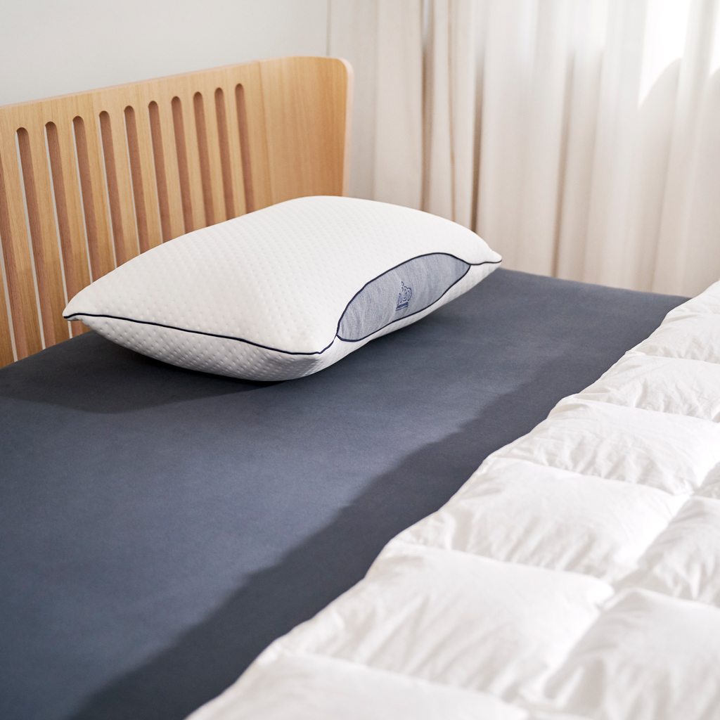 Auping Nest pillow bed